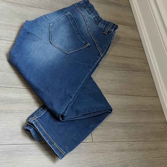 Jeans by Stardivarius - Picture 3 of 3